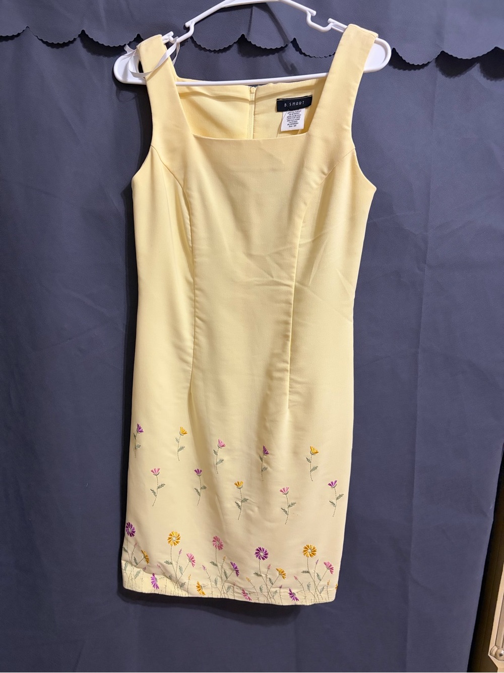B. Smart Yellow Sleeveless Embroidered Mini Dress